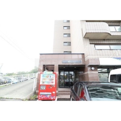 バス停から徒歩2分♪