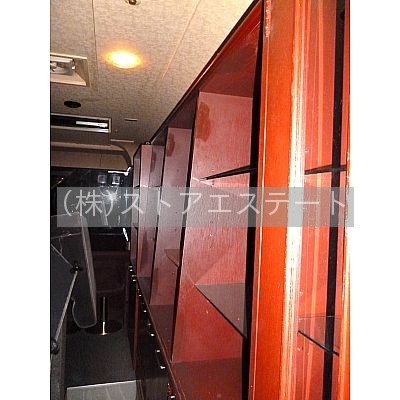 地下鉄駅出口まで徒歩5分!