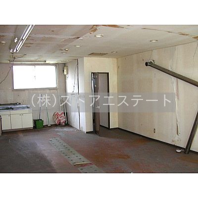 駐車場は1台分賃料込♪