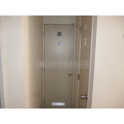 トイレは共用男女別です♪