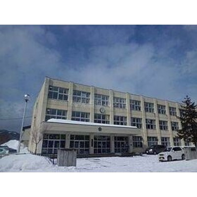 札幌市立西岡中学校