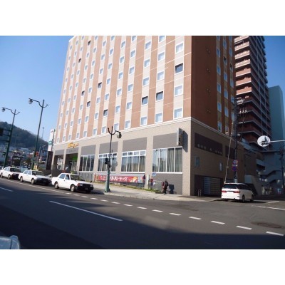 ツルハドラック小樽駅前店
