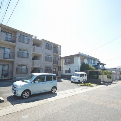 閑静な住宅街で生活環境良好!