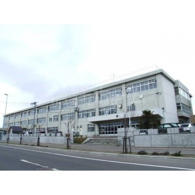 中学校:札幌市立札苗北中学校:2984m