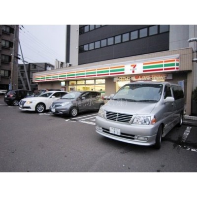 セブン-イレブン 札幌福住1条店まで324m