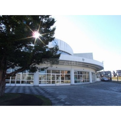 平岡中央小学校まで771m