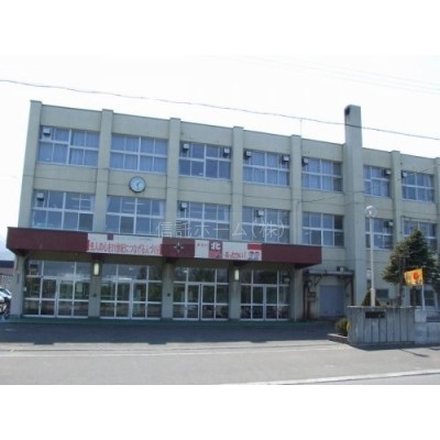 札幌市立小学校前田北小学校まで1710m