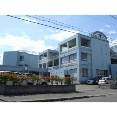 札幌市立中学校 あいの里東中学校まで1559m