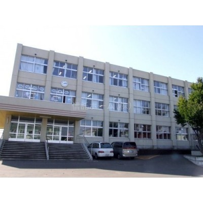 札幌市立川北小学校まで356m