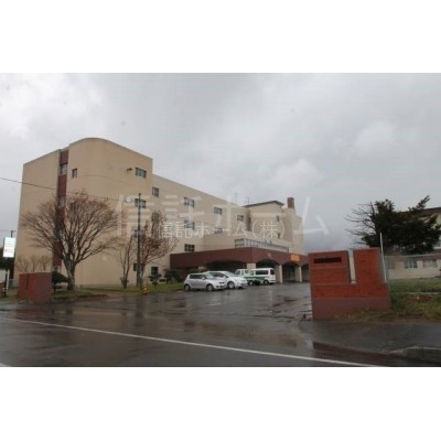 中学校:千歳市立北斗中学校:502m