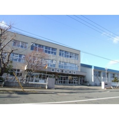 篠路西小学校