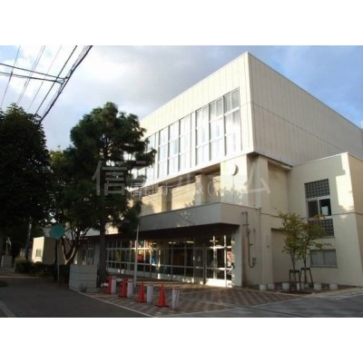 中学校:札幌市立伏見中学校:815m