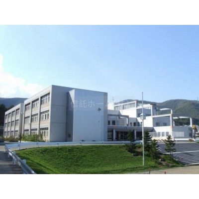 小学校:札幌市立手稲宮丘小学校:1183m