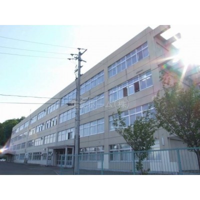 中学校:札幌市立宮の丘中学校:2040m