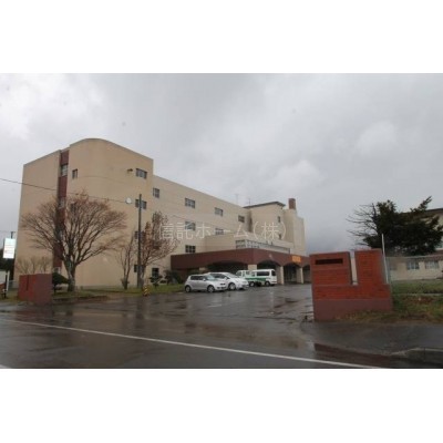 中学校:千歳市立北斗中学校:1227m