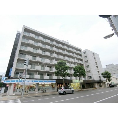 コンビニ:ローソン札幌西15丁目店:567m