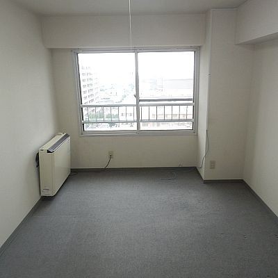洋室(7.5帖)
