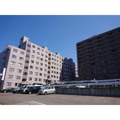 総戸数52戸 8階建ての3階部分です。鉄筋コンクリートのマン