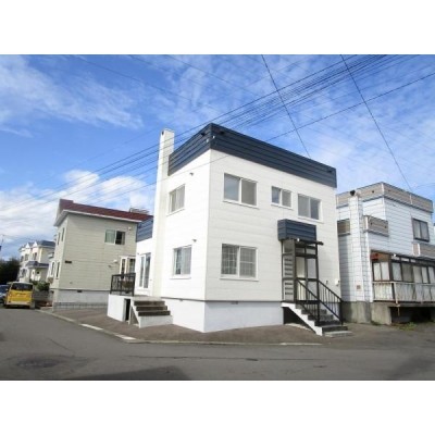 【リフォーム済】西側外観です。外壁屋根の塗装を行いました。最