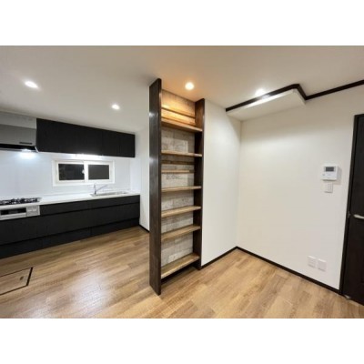 【リフォーム後写真】飾り棚。1階リビングに飾り棚を造作しまし