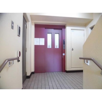 【エレベーター】当物件は6人乗りエレベーター付きです。11階