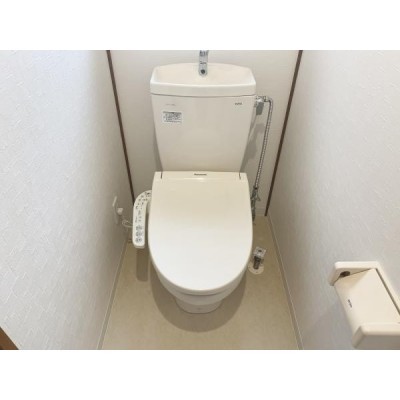 【同仕様写真】リフォーム中【トイレ】TOTO製の温水洗浄機能