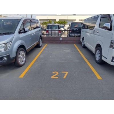 【駐車場】駐車スペースはマンション敷地内に1台確保しておりま