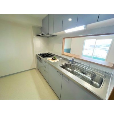リフォーム済【システムキッチン】キッチンはLIXIL製の新品