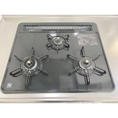 リフォーム済【キッチン】コンロはうれしい3口。忙しい朝でも一