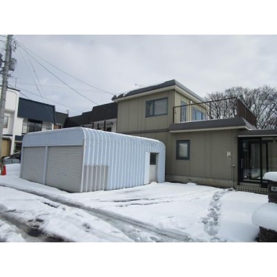 【リフォーム前】住宅横の広いお庭と敷地も魅力的です。リフォー