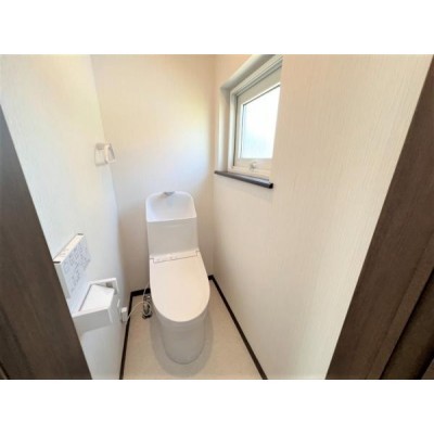 【リフォーム済_トイレ】トイレは新品に交換します。床のクッシ