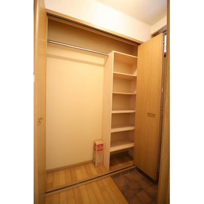 玄関収納兼シューズBOX