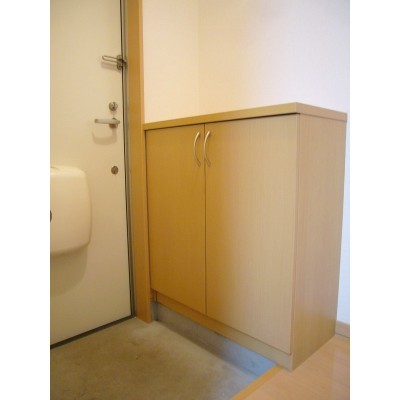 玄関シューズBOX付