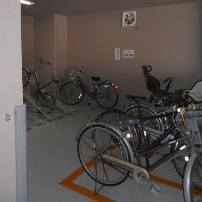 駐輪場
