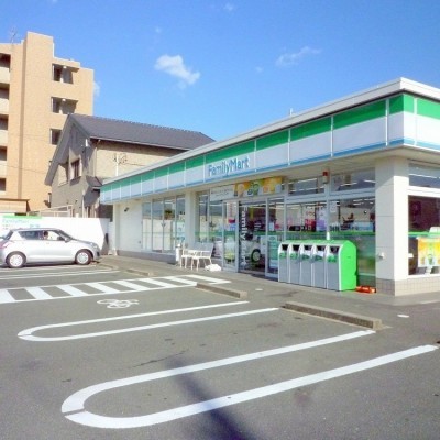 ファミリーマート浜松志都呂西店 約1.3km 徒歩約16分