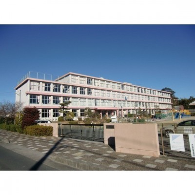浜松市立富塚小学校