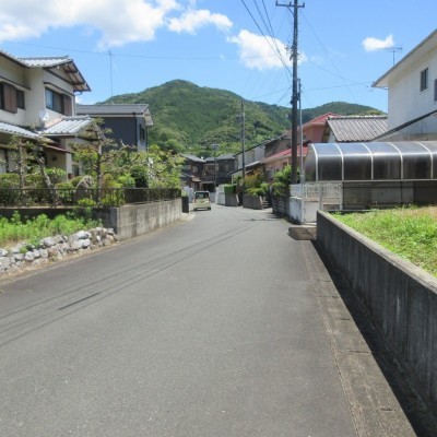 接道北側