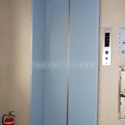 エレベーター
