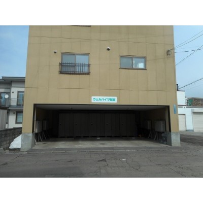 1階駐車場
