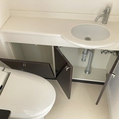 トイレにも収納たっぷり