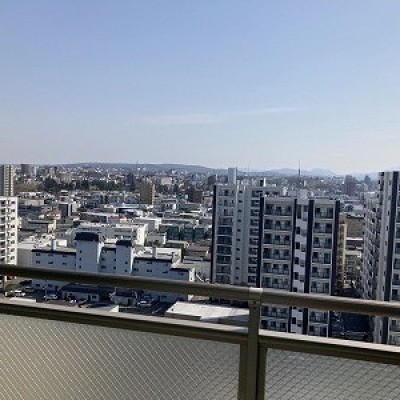 バルコニーからの景色です。圧巻の平岸ビュー