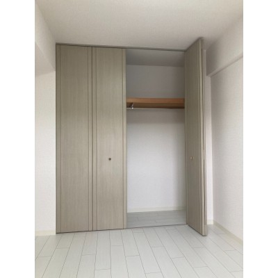 洋室6.0帖クローゼット