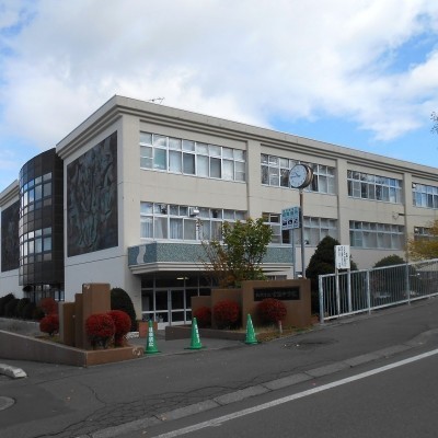 常盤中学校