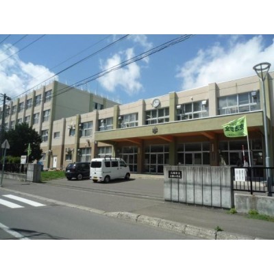 日新小学校 徒歩5分
