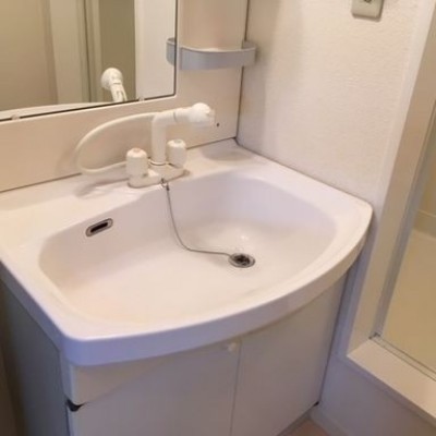 キッチンから見たリビングです。