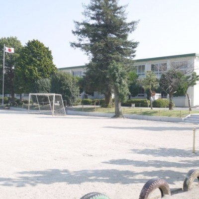 三国小学校