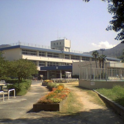 大城小学校