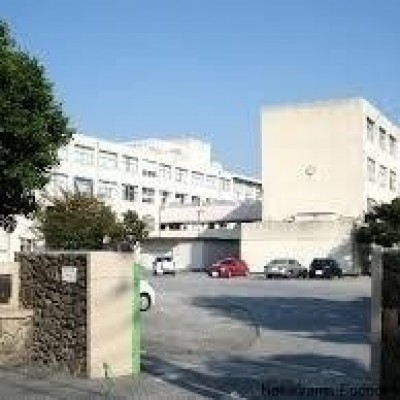 三宅中学校