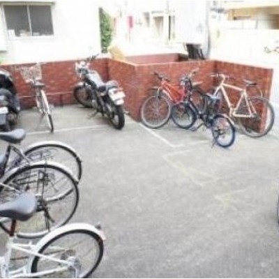 広々とした駐輪場☆