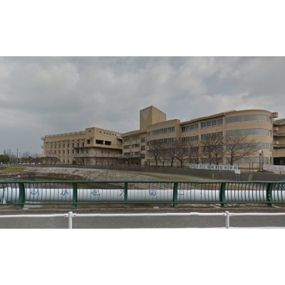 福岡市立箱崎清松中学校